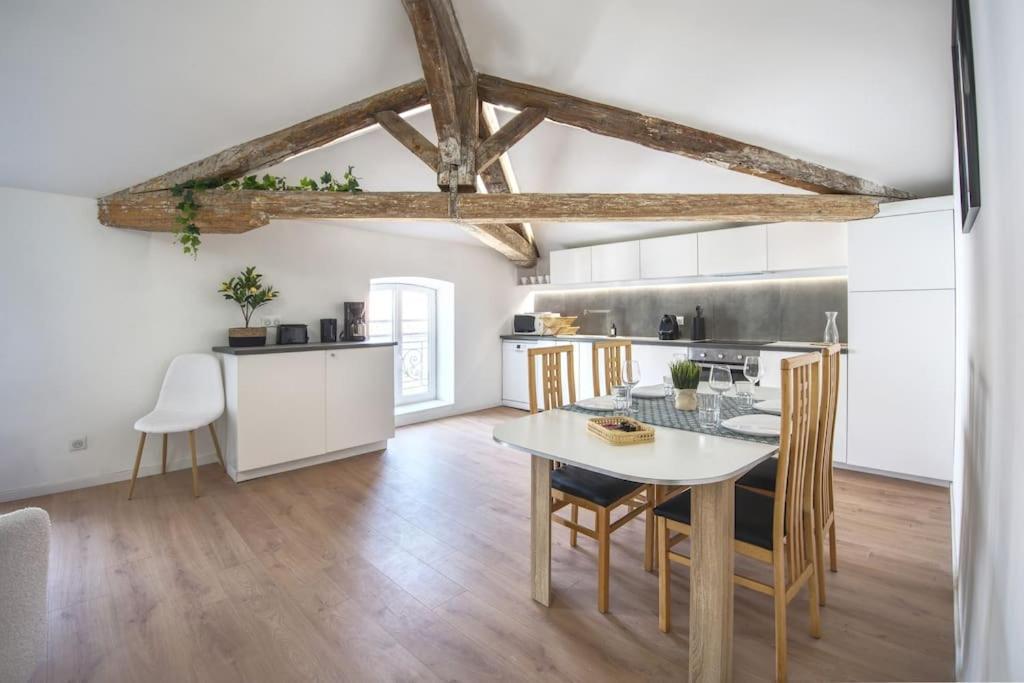 Superbe Appartement, Hypercentre, 4chambres. Apartment *