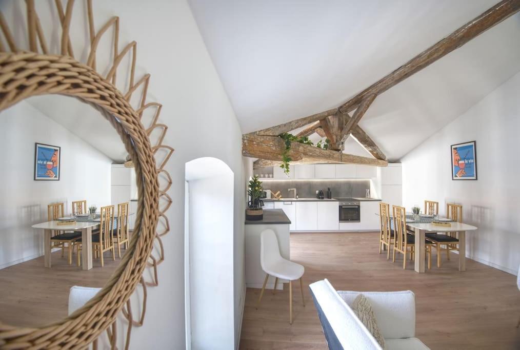 Superbe Appartement, Hypercentre, 4chambres. Apartment Béziers